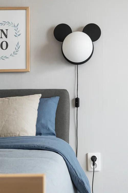lampa ścienna z kablem