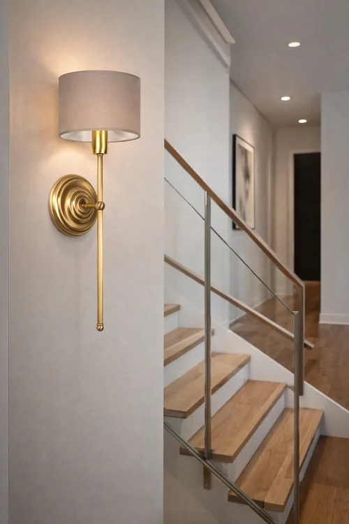 lampa ścienna z mosiądzu glamour
