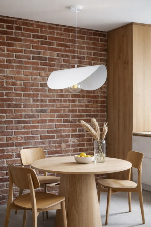 nowoczesna metalowa lampa biała