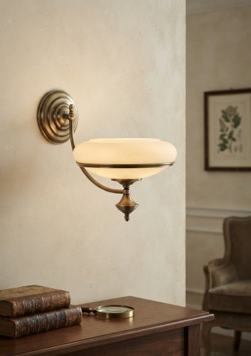 lampa ścienna z mosiadzu